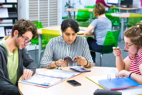 Régimes spécifiques de scolarité Régimes spécifiques de scolarité