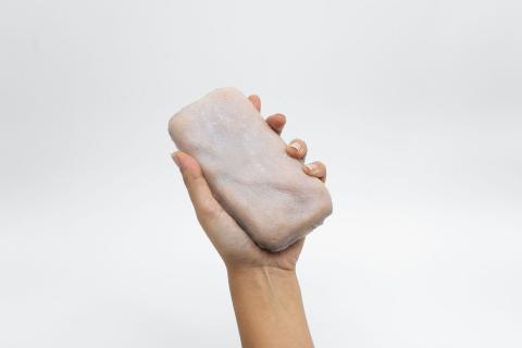 Prototype de la peau artificielle Skin-On © Marc Teyssier Les smartphones s'humanisent